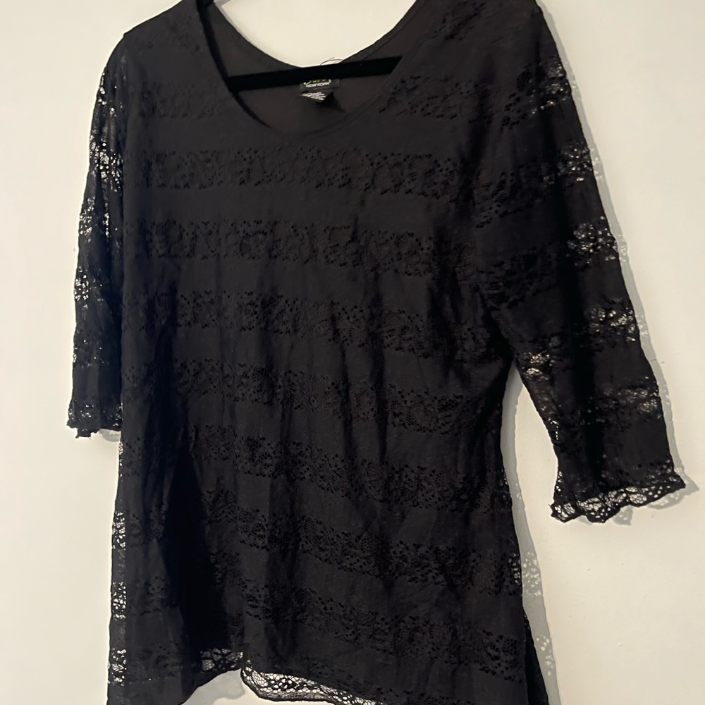 Shannon Ford New York top Black